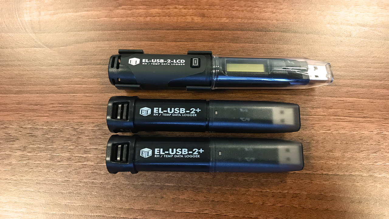 LCD and USB comparison